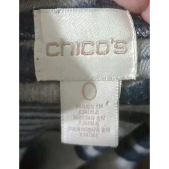 Chico's Shirt Gray Blue Top Casual Stretch Zebra 3/4 Sleeve Size 0 (Small/4) - Picture 3 of 5